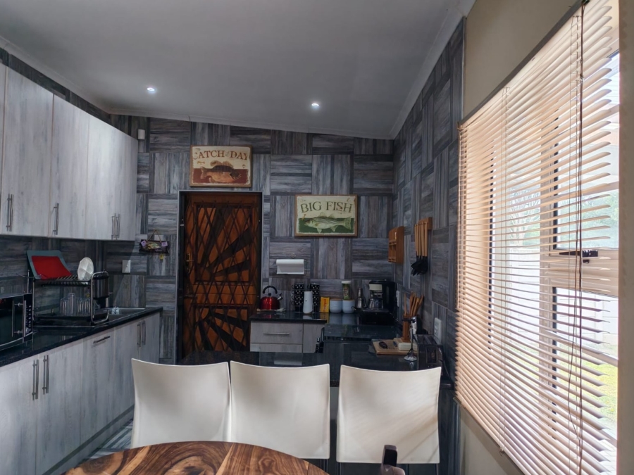 2 Bedroom Property for Sale in Boknesstrand Eastern Cape